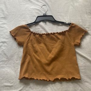 Adorable Aeropostale preppy burnt yellow lettuce trim timeless off the shoulder